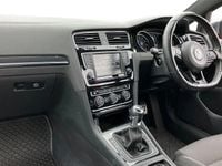 Used VW Golf VII R 300 HP (220 kW) 2016 Red Hatchback