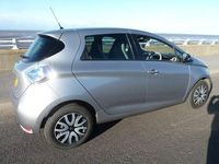 Used Renault Zoe Expression 66 kW (91 HP) 2016 Hatchback