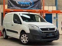 Used Peugeot Partner 98 HP (72 kW) 2017 White
