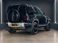 Usado Land Rover Defender HSE 250 HP (183 kW) 2022 Preto SUV
