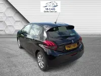 Used Peugeot 208 Active 75 HP (55 kW) 2017 Black Hatchback