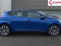 Used Renault Clio Iconic 90 HP (66 kW) 2021 Blue Hatchback