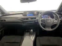 Second-hand Lexus UX 300e 150 kW (204 CP) 2023 Negru SUV