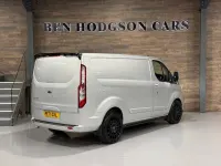 Used Ford Transit Custom Limited 130 HP (95 kW) 2021 Silver Van