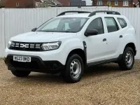 Used Dacia Duster Essentiel 90 HP (66 kW) 2023 White SUV