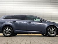 Used Toyota Avensis 2013 Blue Estate