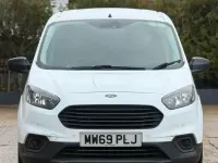 Usado Ford Transit 100 HP (73 kW) 2020 Branco