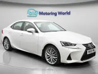 Used Lexus IS300h 223 HP (164 kW) 2019 White Sedan