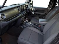 Used Jeep Wrangler Sahara 268 HP (197 kW) 2019 Grey SUV