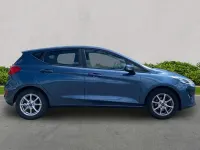 Used Ford Fiesta Zetec 100 HP (73 kW) 2018 Blue Hatchback