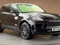 Used Porsche Macan 380 HP (279 kW) 2021 Jet black SUV