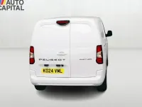 Used Peugeot Partner 100 HP (73 kW) 2024 White MPV