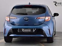 Used Toyota Corolla 122 HP (89 kW) 2020 Blue Hatchback