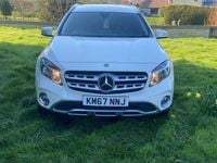Used Mercedes GLA200 Executive 136 HP (100 kW) 2017 White SUV