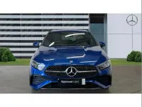 Usado Mercedes A200 Executive 161 CV (118 kW) 2024 Azul Utilitario