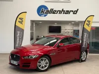 Used Jaguar XE Prestige 200 HP (147 kW) 2015 Red Sedan