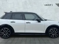 Used Mini Cooper S Hatch 201 HP (147 kW) 2025 White Hatchback