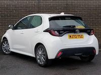 Used Toyota Yaris Hybrid 116 HP (85 kW) 2022 White Hatchback