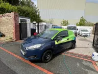 Käytetty Ford Fiesta 95 HP (69 kW) 2013 Sininen Van