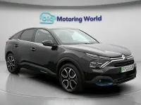 Used Citroën e-C4 Shine 100 kW (136 HP) 2023 Black Hatchback