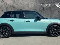 Used Mini Cooper Hatch 114 kW (156 HP) 2026 Green Hatchback