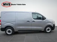 Used Vauxhall Vivaro 100 HP (73 kW) 2022 Grey MPV