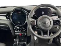 Used Mini Cooper Hatch 134 HP (98 kW) 2023 Green Hatchback