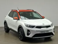 Used Kia Stonic 118 HP (86 kW) 2019 White SUV