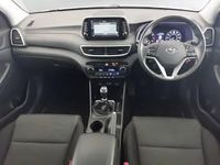 Used Hyundai Tucson SE 132 HP (97 kW) 2019 Beige SUV