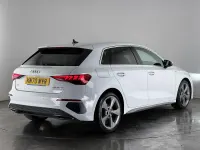 Usado Audi A3 Sportback S-Line 150 HP (110 kW) 2020 Branco Citadino