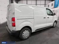 Usado Vauxhall Vivaro 2024 Branco Monovolume