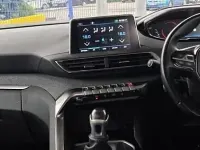 Used Peugeot 3008 Allure 129 HP (94 kW) 2020 Black SUV