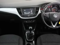 Used Vauxhall Crossland S 110 HP (80 kW) 2021 White SUV