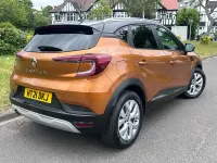 Used Renault Captur Iconic 2021 Orange SUV