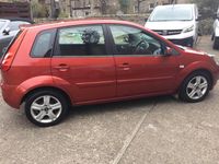Used Ford Fiesta Zetec 79 HP (58 kW) 2007 Red Hatchback