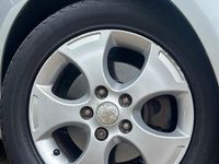 Used Kia Venga 2012 Silver Hatchback