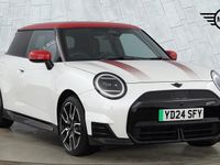 Used Mini Cooper SE Hatch 158 kW (215 HP) 2024 White Hatchback