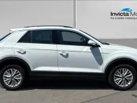 Used VW T-Roc Life 150 HP (110 kW) 2023 White SUV