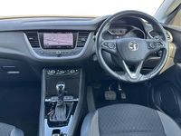 Used Vauxhall Grandland X Sport 120 HP (88 kW) 2018 Red SUV