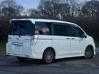 Used Honda Stepwgn 2011 Premium white pearl