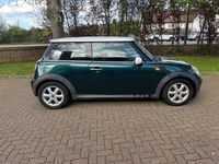 Begagnad Mini Cooper Hatch 2008 Grön Halvkombi
