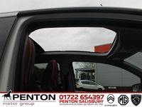 Used Peugeot 108 Collection 71 HP (52 kW) 2020 White Hatchback