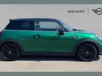 Used Mini Cooper S Level 3 135 kW (184 HP) 2023 Green Hatchback
