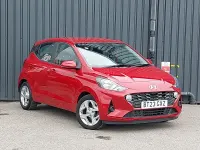 Used Hyundai i10 SE 67 HP (49 kW) 2023 Red Hatchback