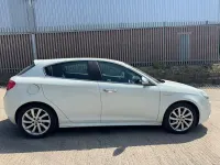 Used Alfa Romeo Giulietta Veloce 105 HP (77 kW) 2011 White Hatchback