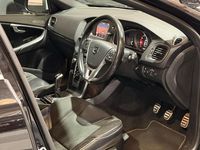 Used Volvo V40 R-Design 122 HP (89 kW) 2017 Black Hatchback