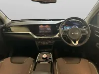 Used Kia Niro 150 kW (204 HP) 2022 White SUV