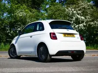 Usado Fiat 500e Icon 86 kW (118 HP) 2022 Branco Citadino
