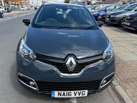 Used Renault Captur Dynamique 90 HP (66 kW) 2016 Beige SUV