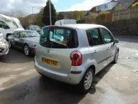 Usado Renault Modus Dynamique 112 HP (82 kW) 2008 Prateado Monovolume